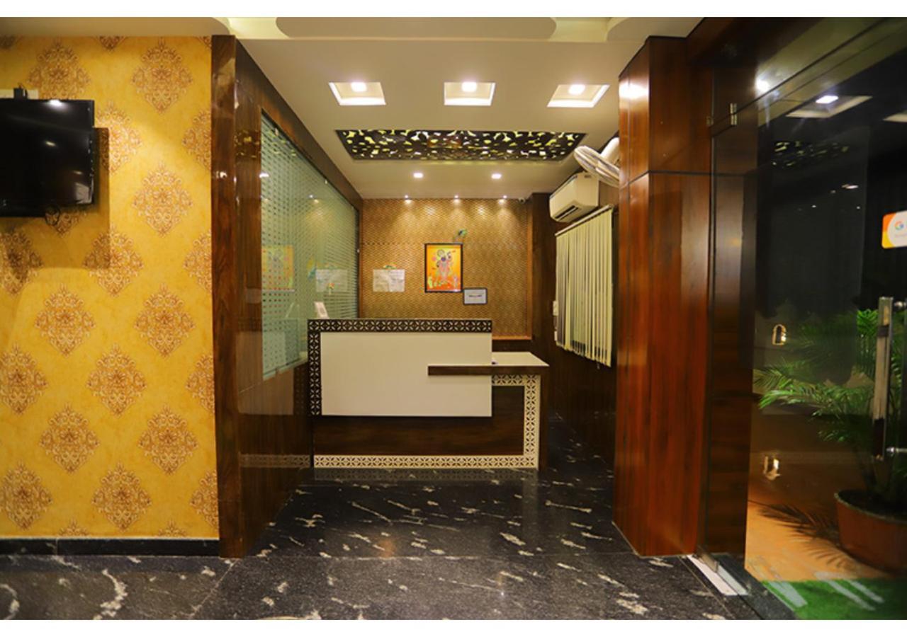 Hotel Raha Ουνταϊπούρ Εξωτερικό φωτογραφία