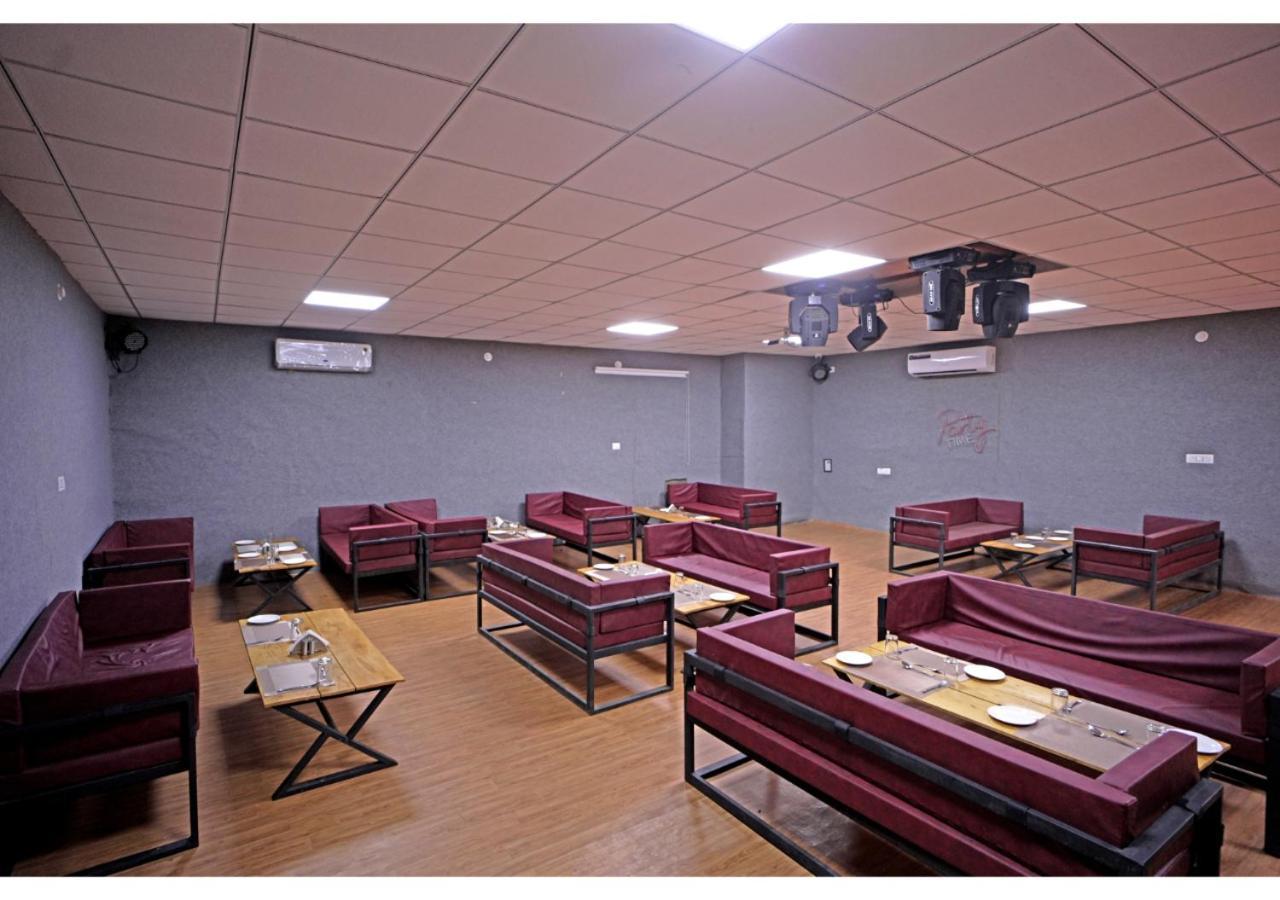 Hotel Raha Ουνταϊπούρ Εξωτερικό φωτογραφία